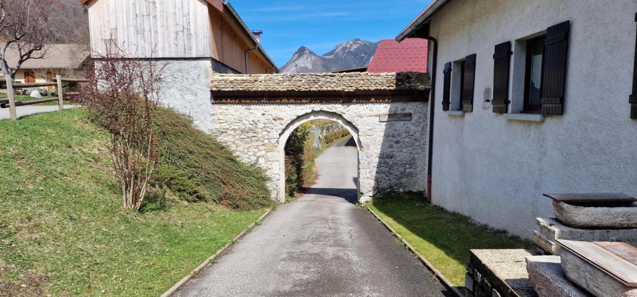 Chez Meme Cour Villa Bellevaux Exterior foto